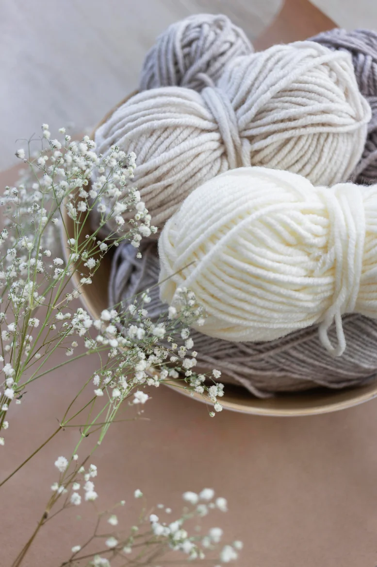 knitting-wool-thread-close-up